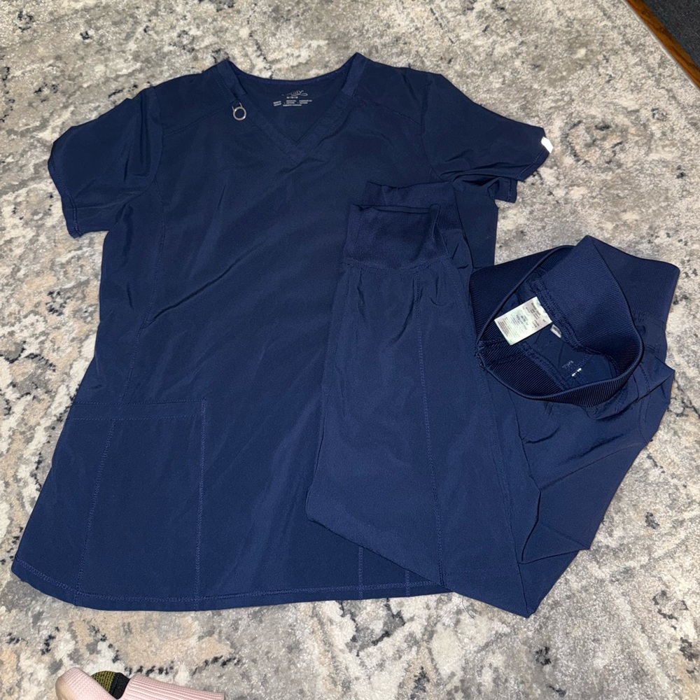 Scrub set - Cherokee Infinity